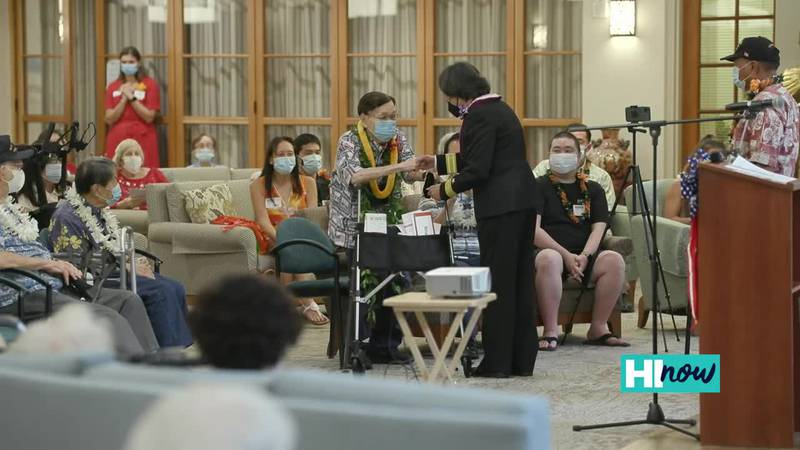 Kupuna Achiever Brian Dang receives Gold Medal for service in World War II