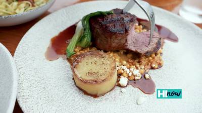 Find a blend of contemporary and traditional Pacific Rim cuisine at Manta